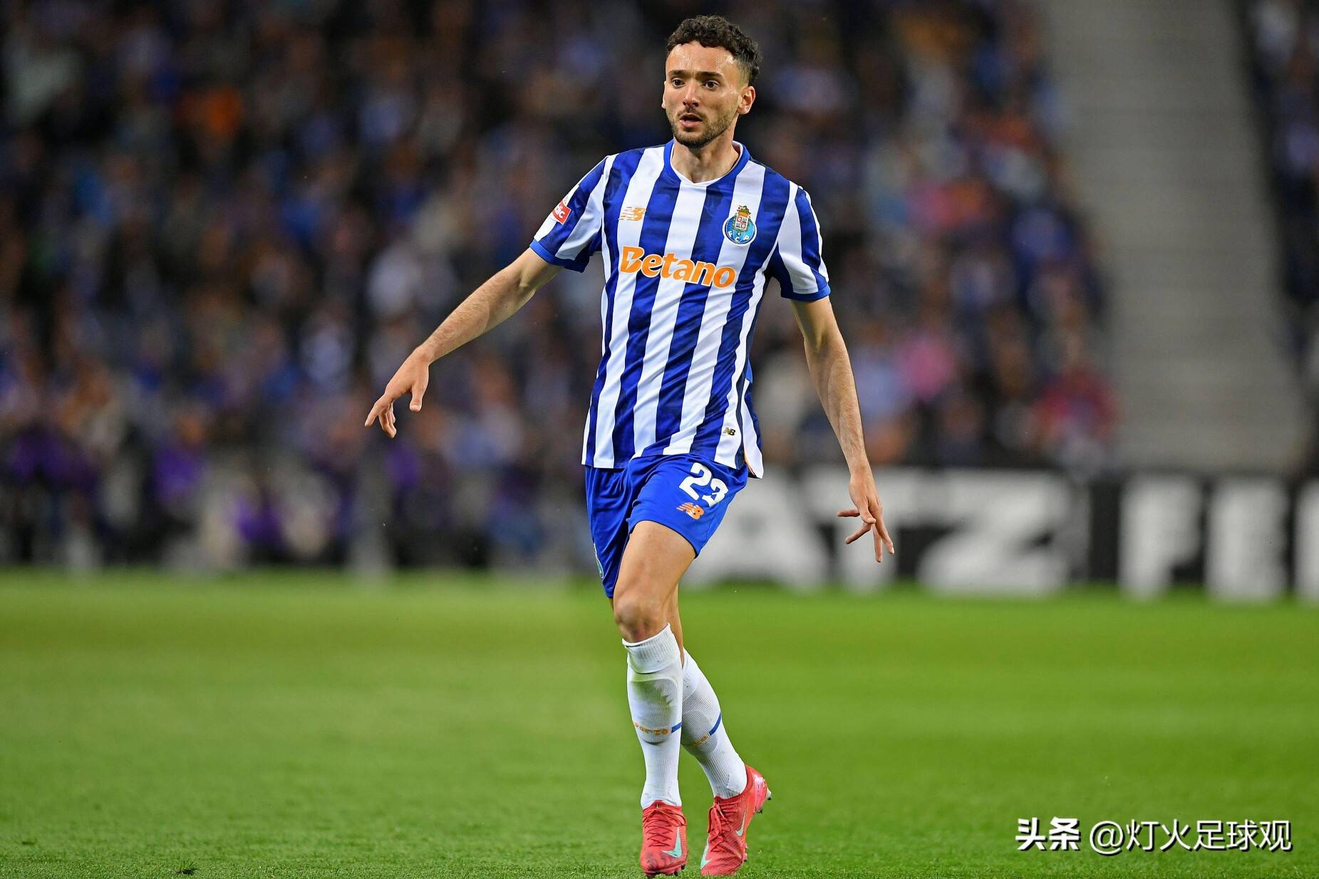 包含南特主场力克图卢兹，重返法甲前四的词条