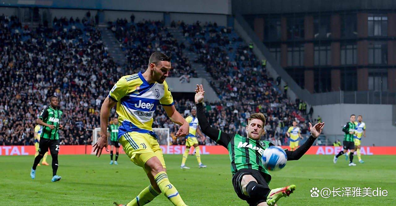 NS横扫FLY，Zeus线上压制力十足激烈交锋四强赛，引爆全场热议