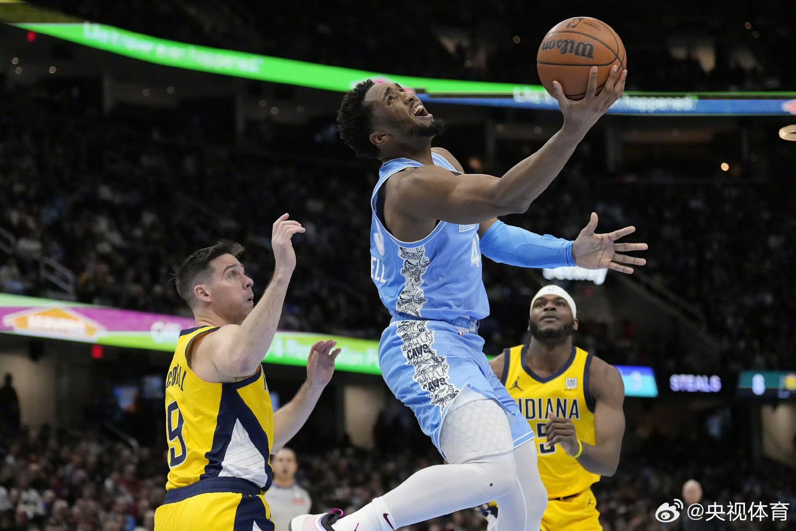 世俱杯参赛资格-骑士横扫步行者，首轮获胜