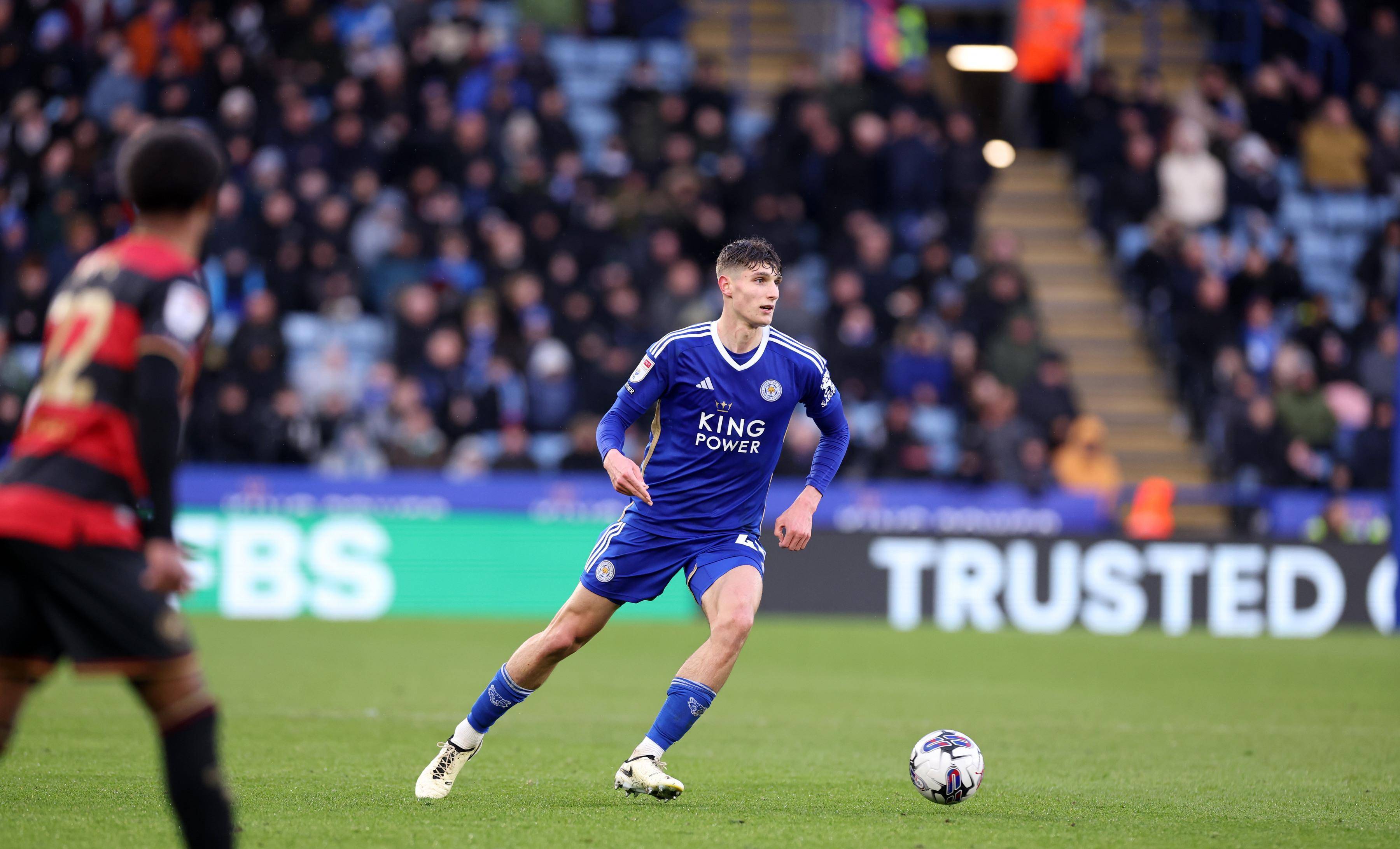 球队筹备不足,遭遇连败,状态低迷 球队筹备不足,遭遇连败,状态低迷