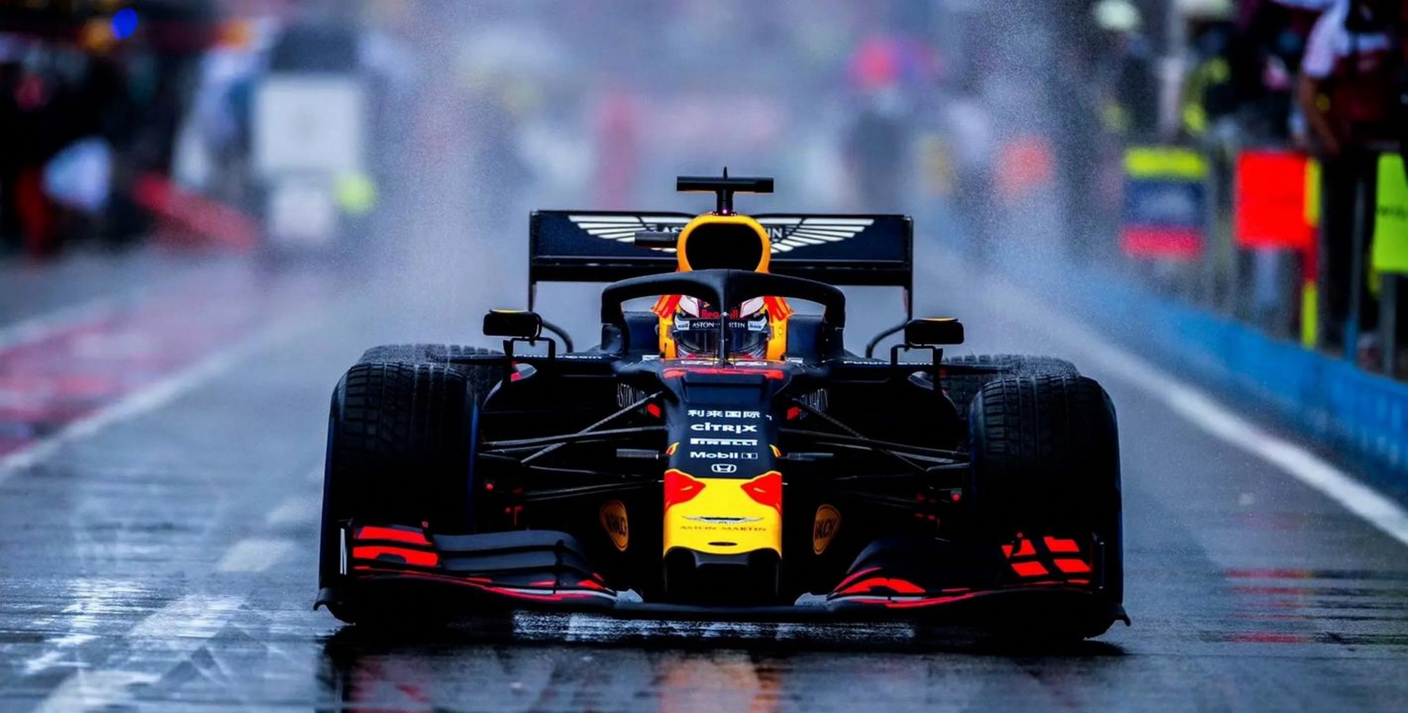 世俱杯改制-法拉利鏖战雷诺车队，拉塞尔高光表现