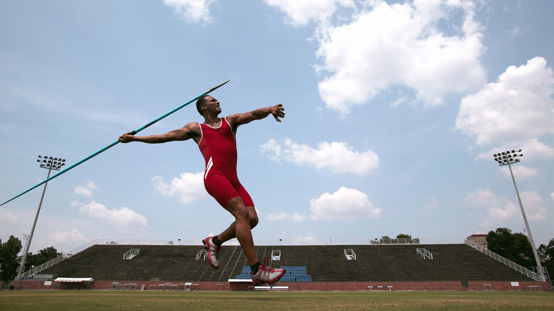 雪夜赫尔辛基的逆袭，门神拉亚如何在2026世界杯接管比赛，书写芬兰足球最后的巨人传说