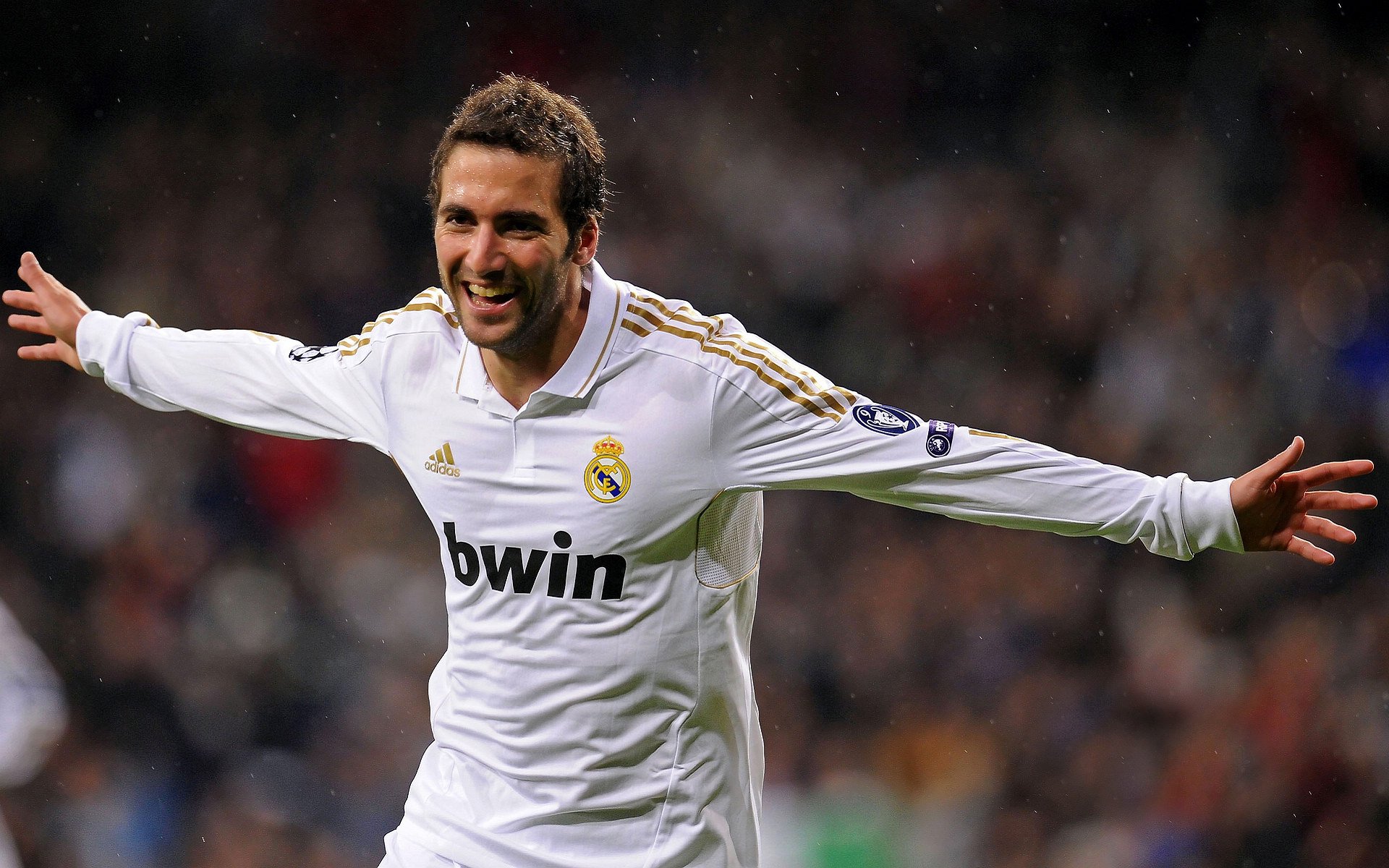 世俱杯赛程-当东方长城遇上西方巨兽,锡安41+17碾碎北京防线,勇士季前赛狂胜38分