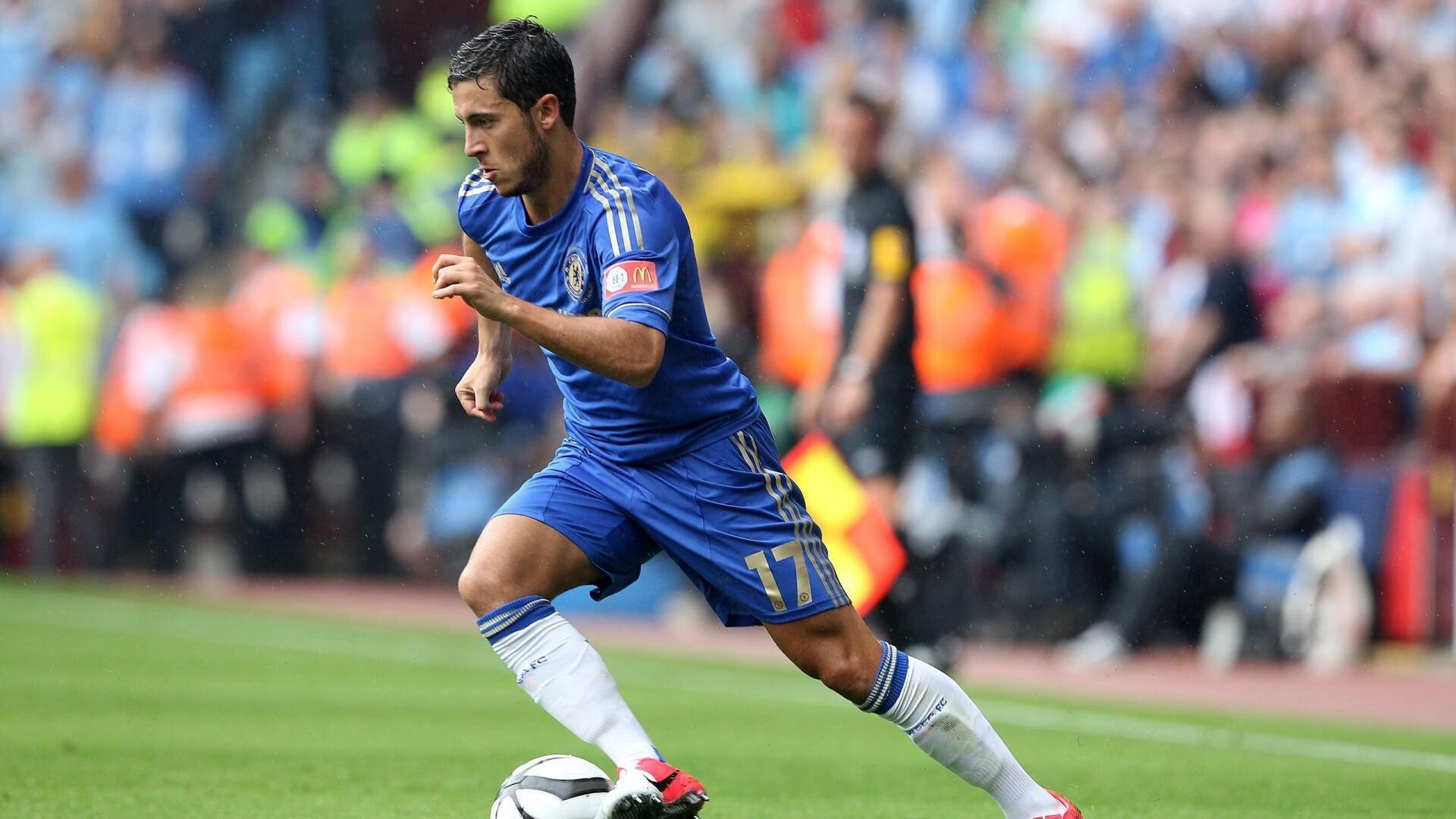 赛道双线告捷,梅赛德斯战术完胜红牛二队,勒克莱尔火热状态点燃赛场